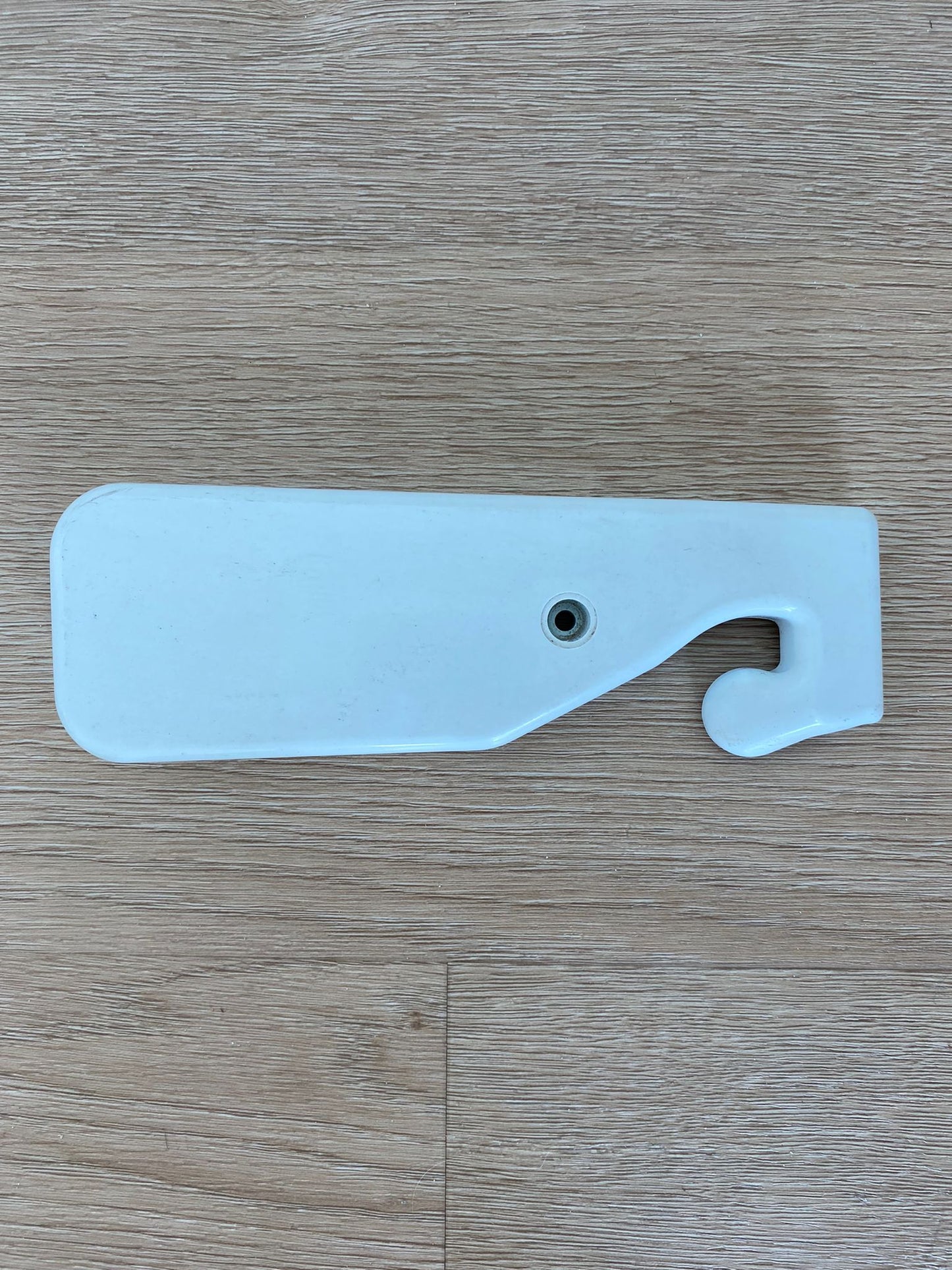 1457660 1446000 Westinghouse fridge freezer white LHS left hand side hinge cover WSE6070 WSE6100 WSE6970 WSE7000