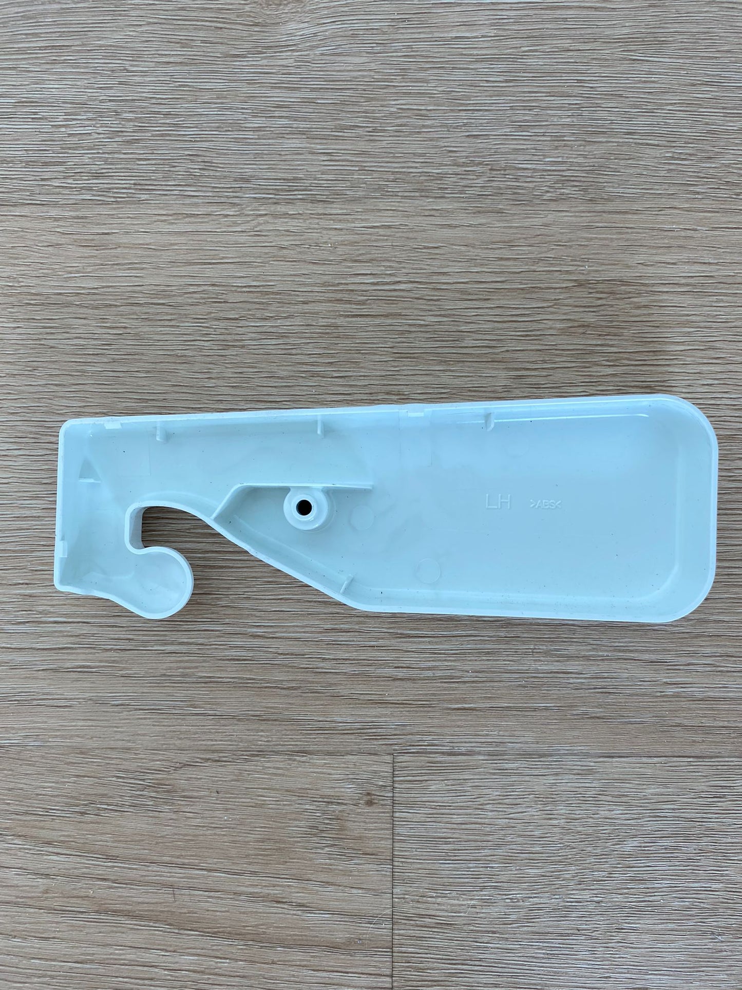 1457660 1446000 Westinghouse fridge freezer white LHS left hand side hinge cover WSE6070 WSE6100 WSE6970 WSE7000