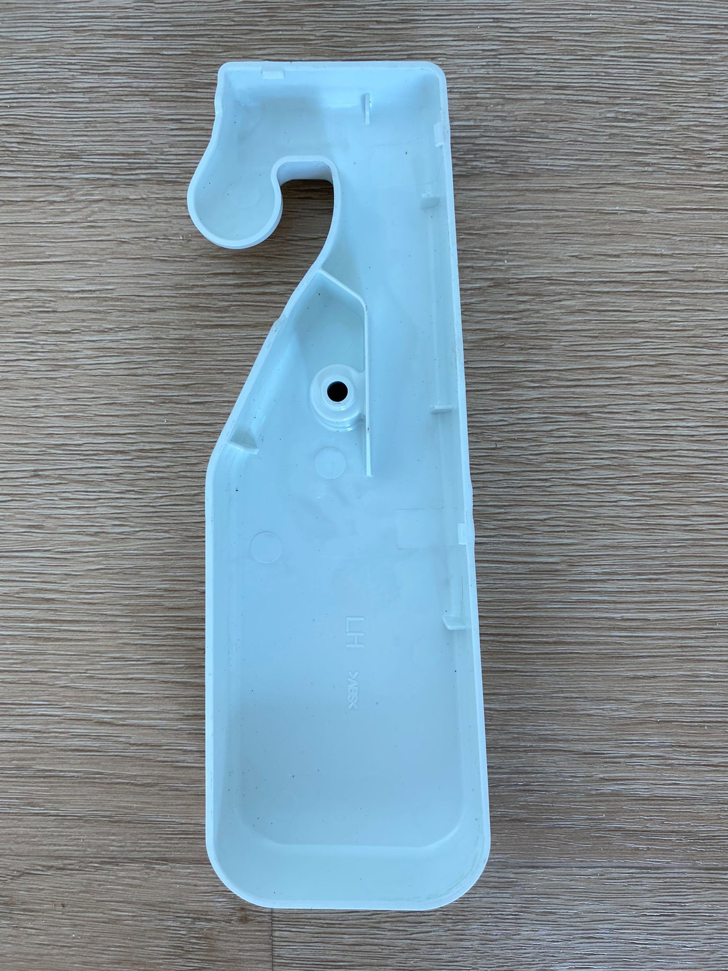 1457660 1446000 Westinghouse fridge freezer white LHS left hand side hinge cover WSE6070 WSE6100 WSE6970 WSE7000