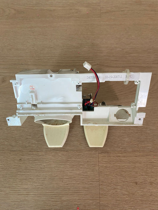 1456113 240558949 Westinghouse fridge freezer white I&W ice water dispenser paddle assembly WSE6070 WSE6970