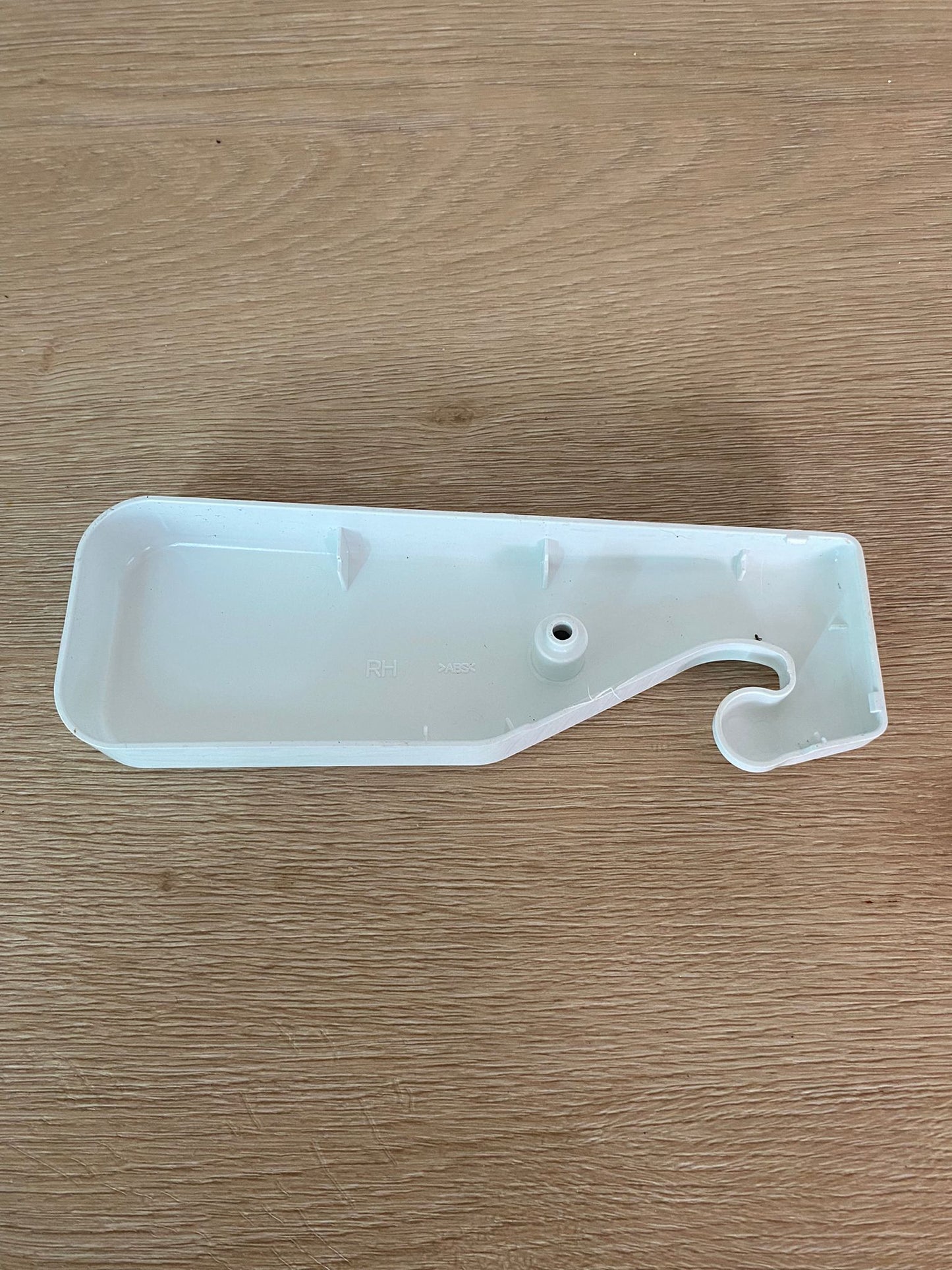 1457661 1446001 Westinghouse fridge freezer white RHS right hand side hinge cover WSE6070 WSE6100 WSE6970 WSE7000