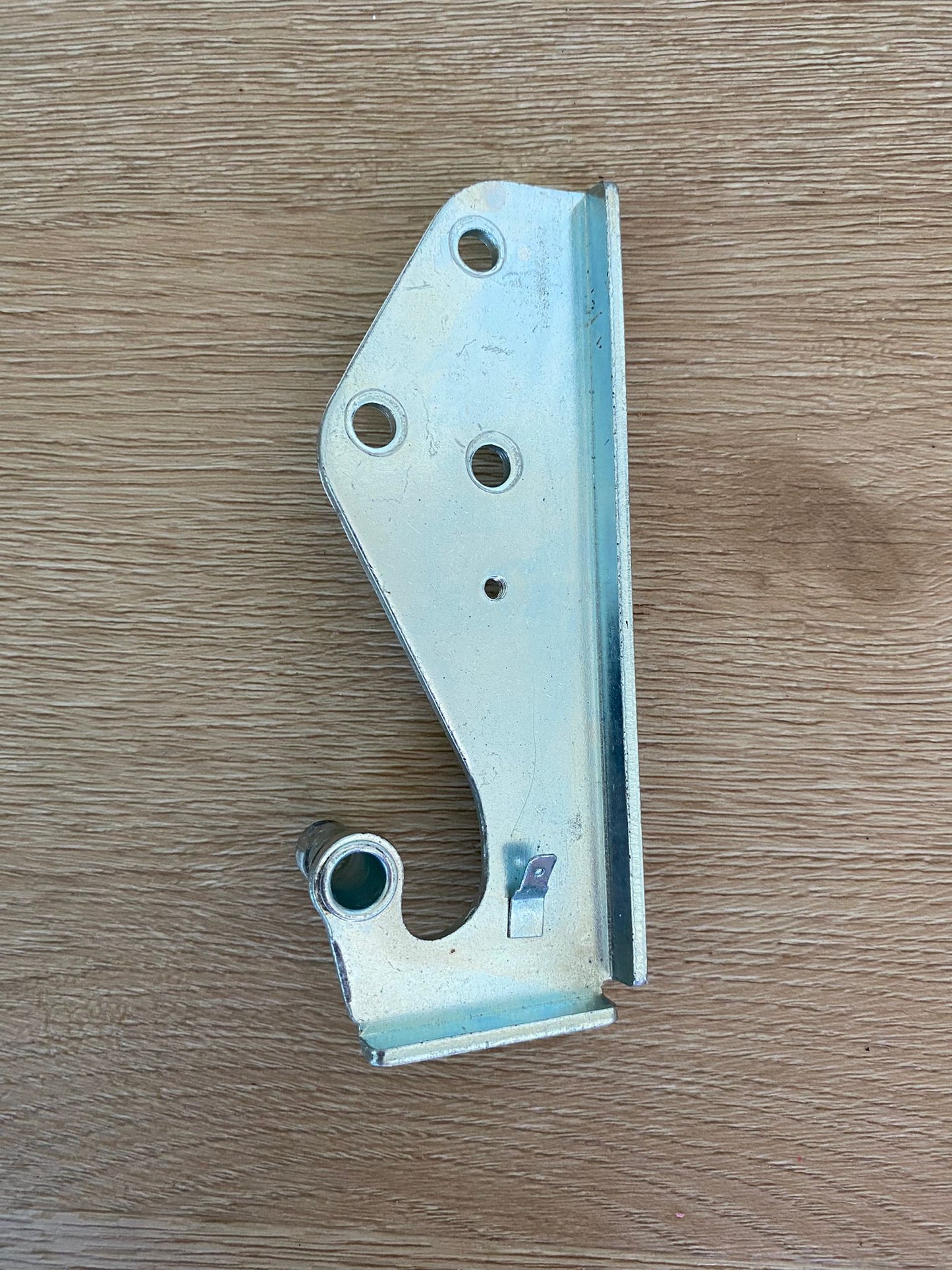 1457319 1445998 Westinghouse fridge FREEZER left hand side LHS upper hinge FITS WSE6070 WSE6100 WSE6970 WSE7000