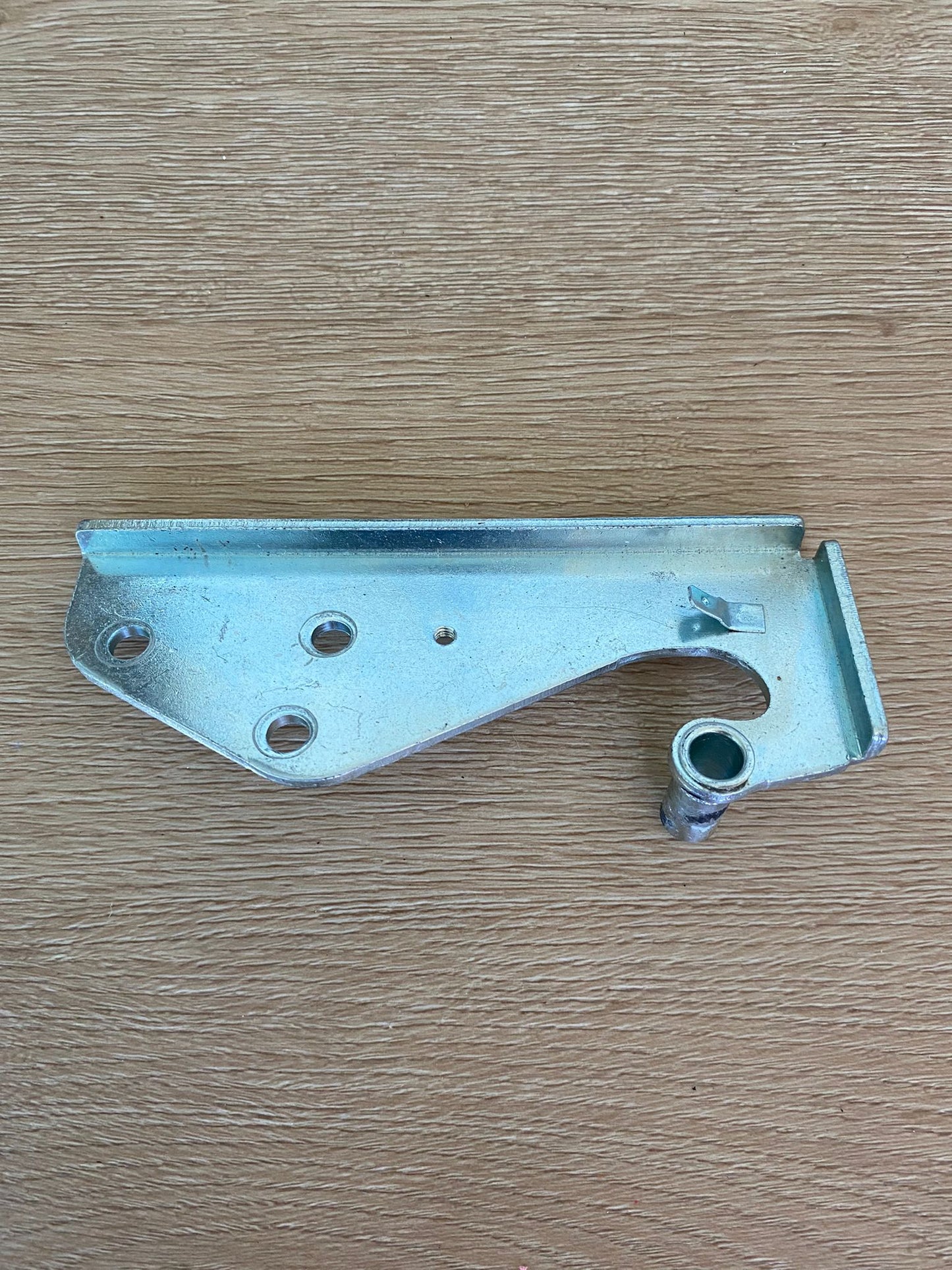 1457319 1445998 Westinghouse fridge FREEZER left hand side LHS upper hinge FITS WSE6070 WSE6100 WSE6970 WSE7000