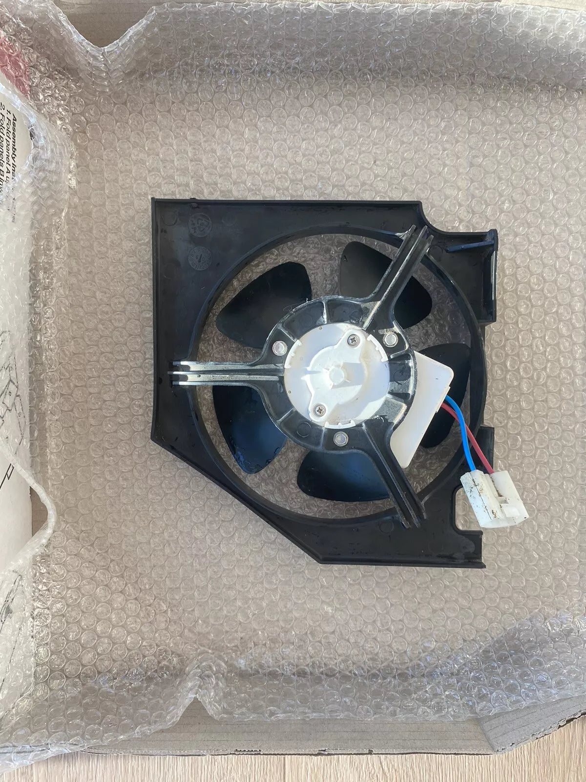 1449191 1460307 1460307K 242031606 4055577300 Westinghouse fridge freezer condenser fan motor shroud assembly assy WSE6070 WSE6100 WSE6970 WSE7000