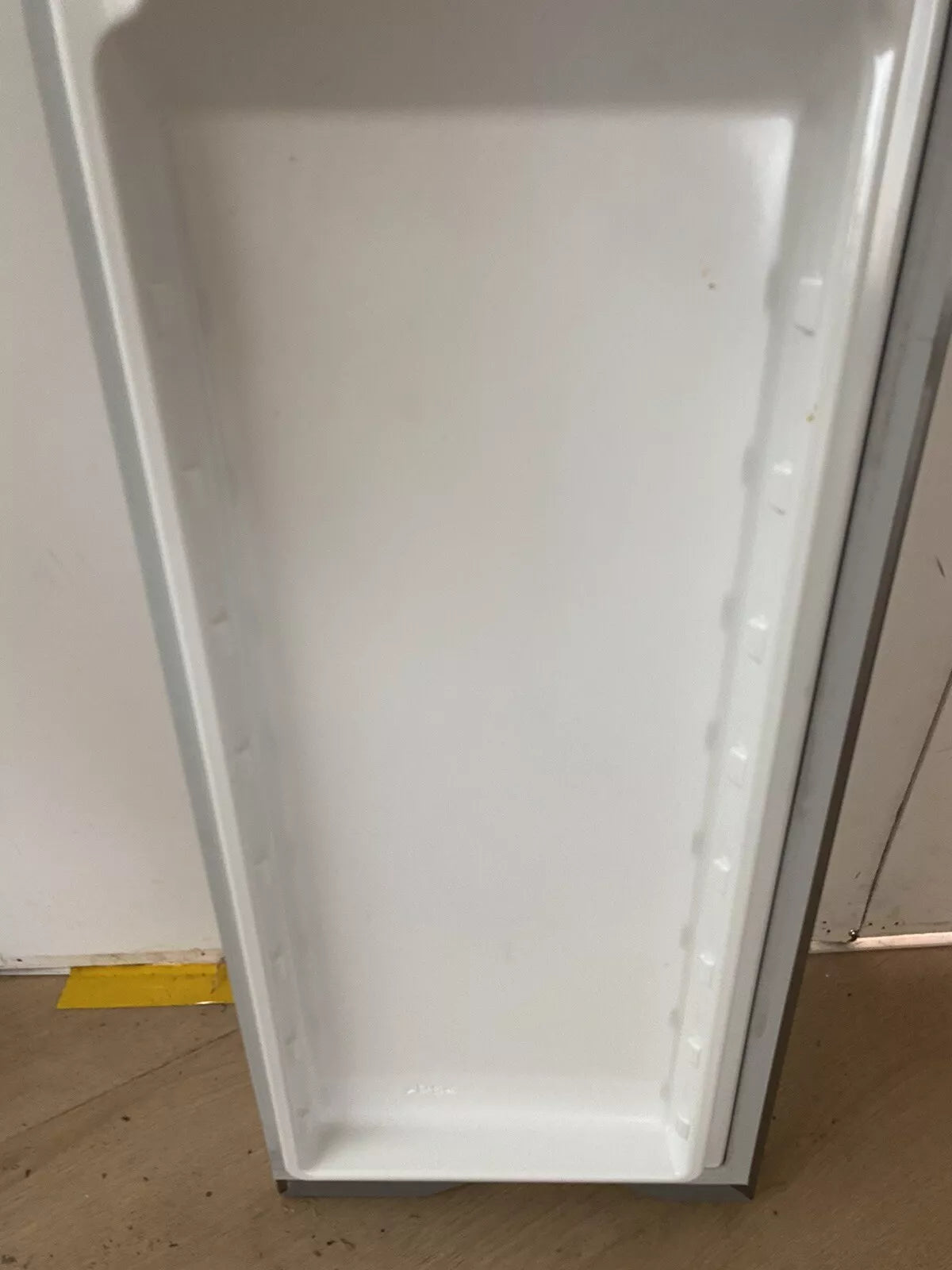 1451372 Westinghouse stainless steel fridge FZR FREEZER DOOR outer panel FIP foam assembly WSE6070SB