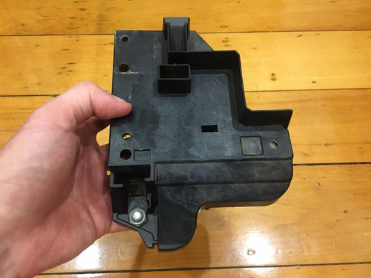 1458178 1447542 Westinghouse fridge freezer left hand side LHS lower hinge block FITS ALL WSE6070 WSE6100 WSE6970 WSE7000